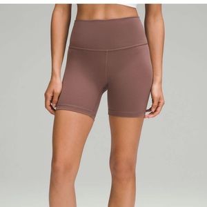 Lululemon Wunder Train 6” Shorts in Dark Oxide size 4